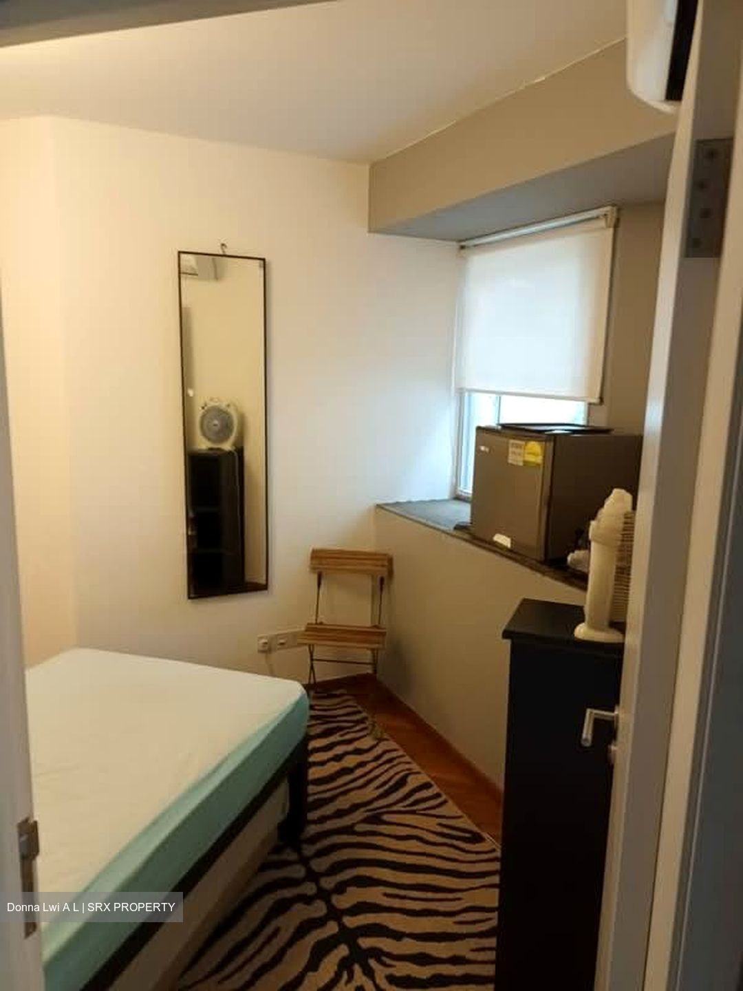 The Esparis (D18), Condominium #584506051